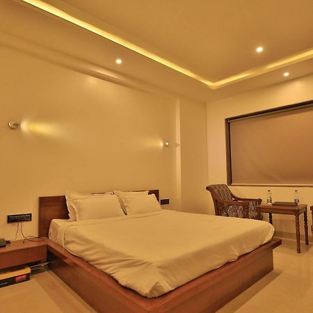 Hotel Tania Searock Daman Luaran gambar